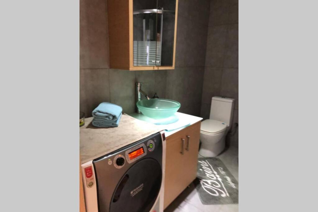 Hitech Appartment Amaliada Esterno foto