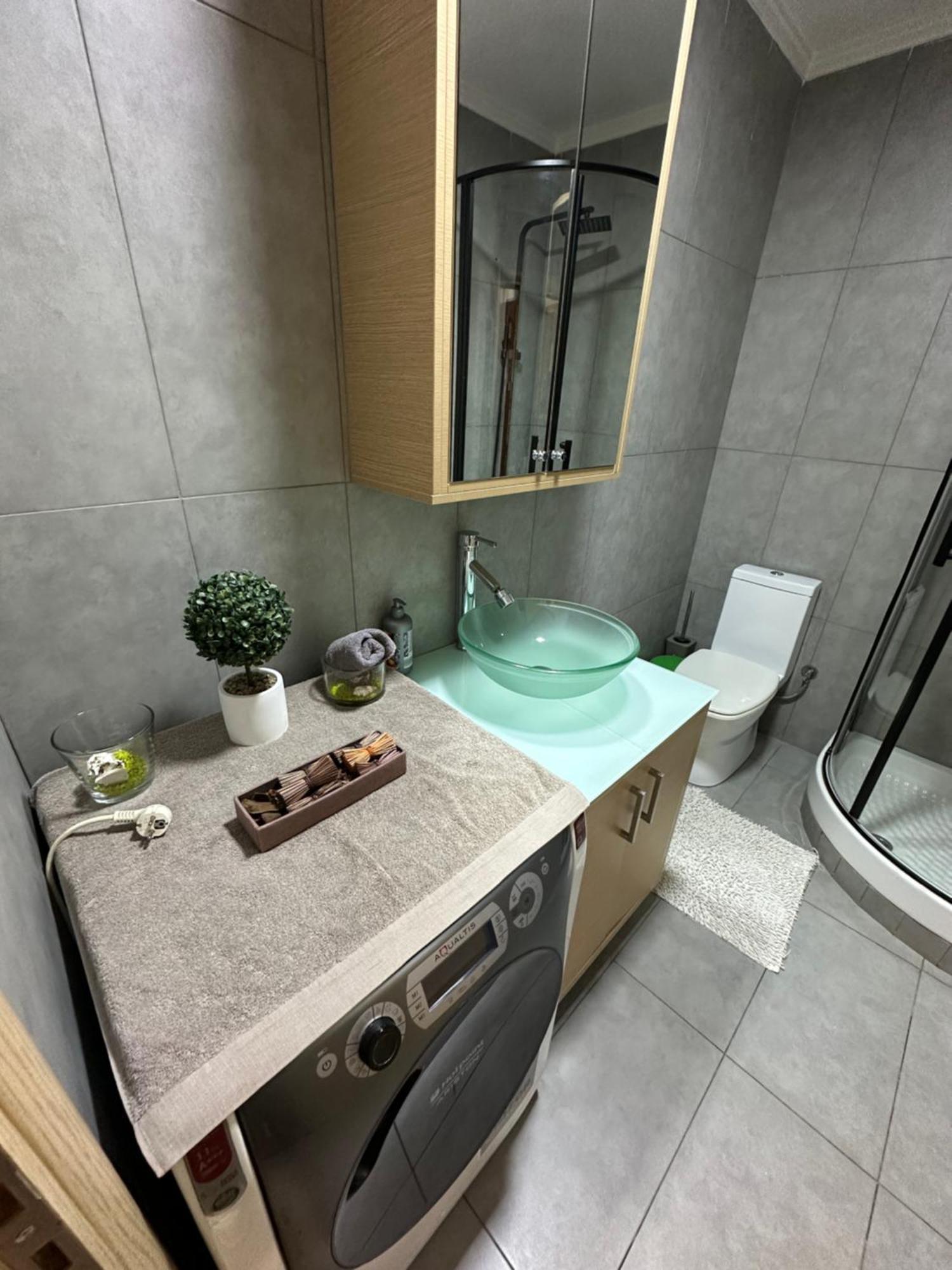 Hitech Appartment Amaliada Esterno foto